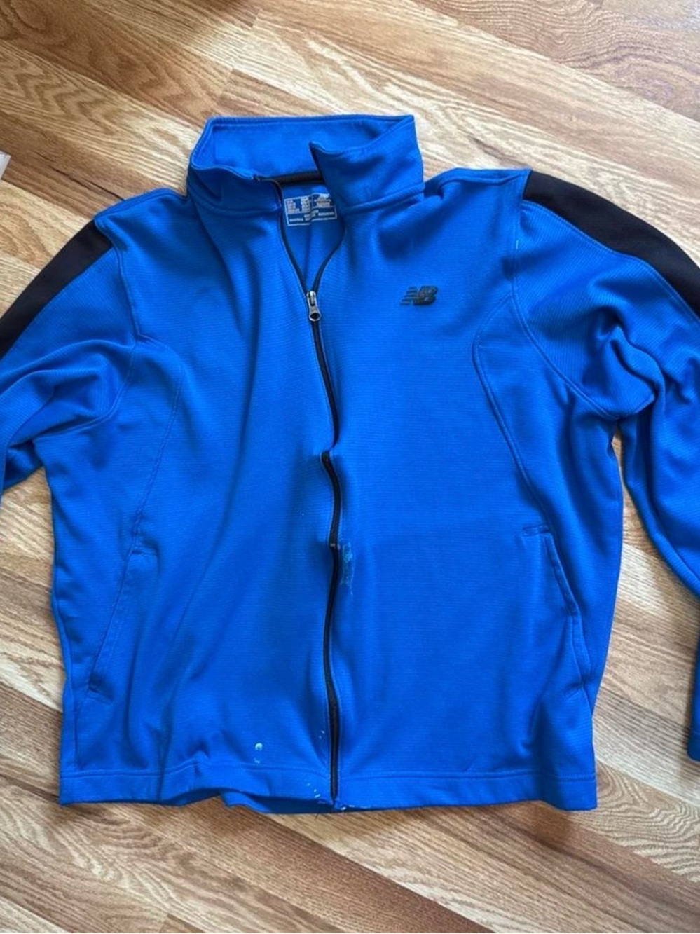 New Balance Blue Track Jacket with Black Shoulder Panels - Picture 6 of 7